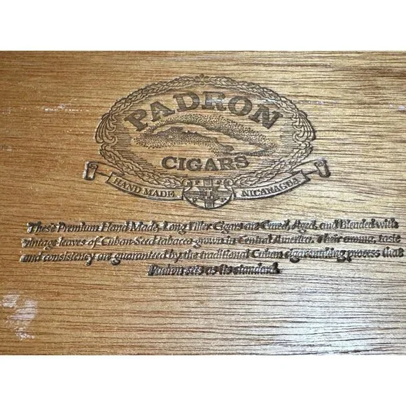 Padron Cigars Wooden Box Hinged Lid Delicias Branding Nicaragua's finest - Picture 2 of 6